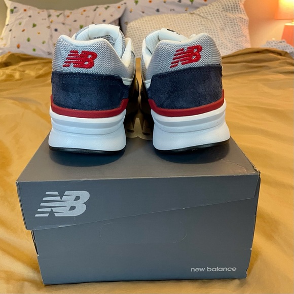 Brand new indigo & yellow New Balance 997H! Size 11.5 - Picture 3 of 4